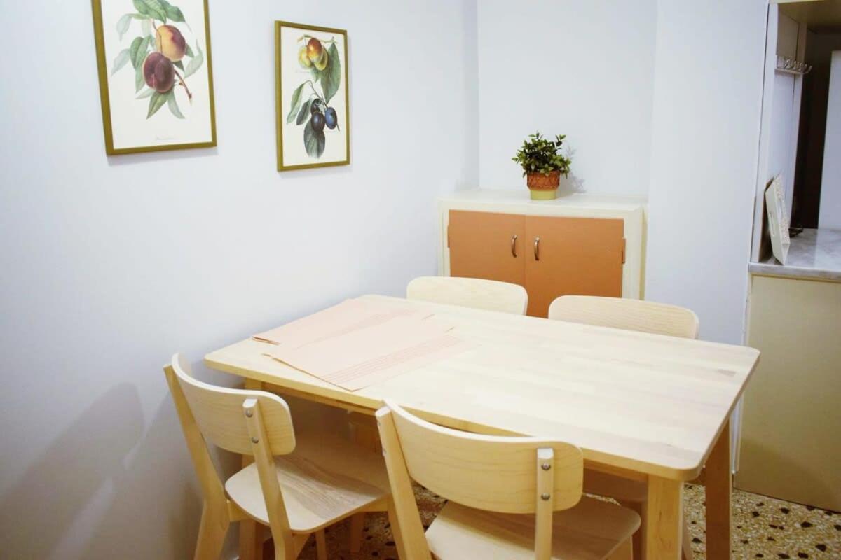 Stylish Apt In The Historic Heart Of The City Athen Exterior foto