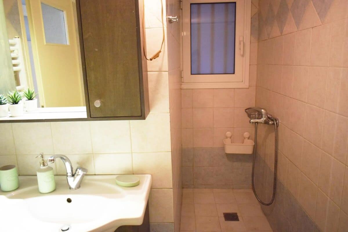 Stylish Apt In The Historic Heart Of The City Athen Exterior foto