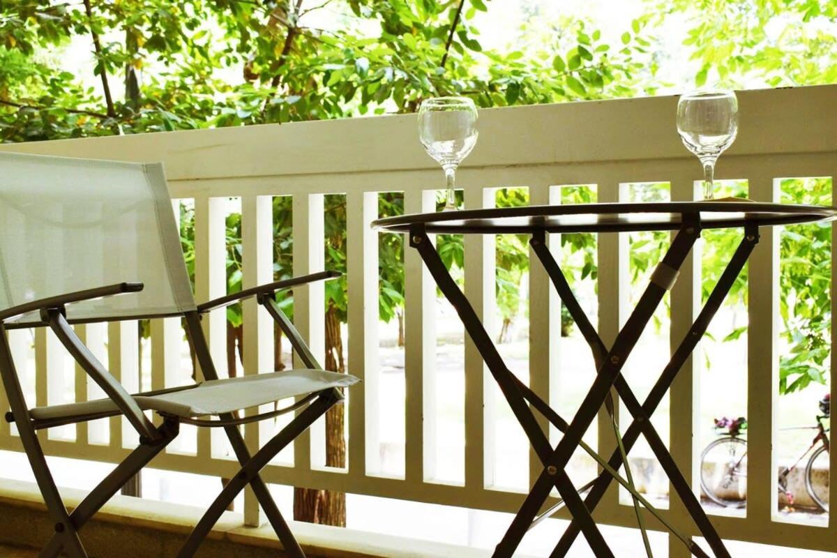 Stylish Apt In The Historic Heart Of The City Athen Exterior foto